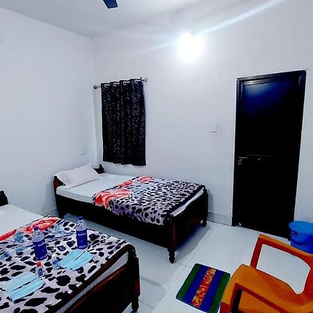 Nilam Guest House Bodh Gaya Exterior foto